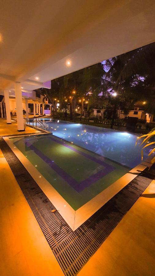 Tamarind Moon Hostel Dikwella Ngoại thất bức ảnh