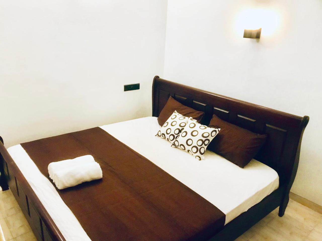 Tamarind Moon Hostel Dikwella Ngoại thất bức ảnh